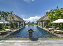 Villa Mandalay, Langer Swimmingpool